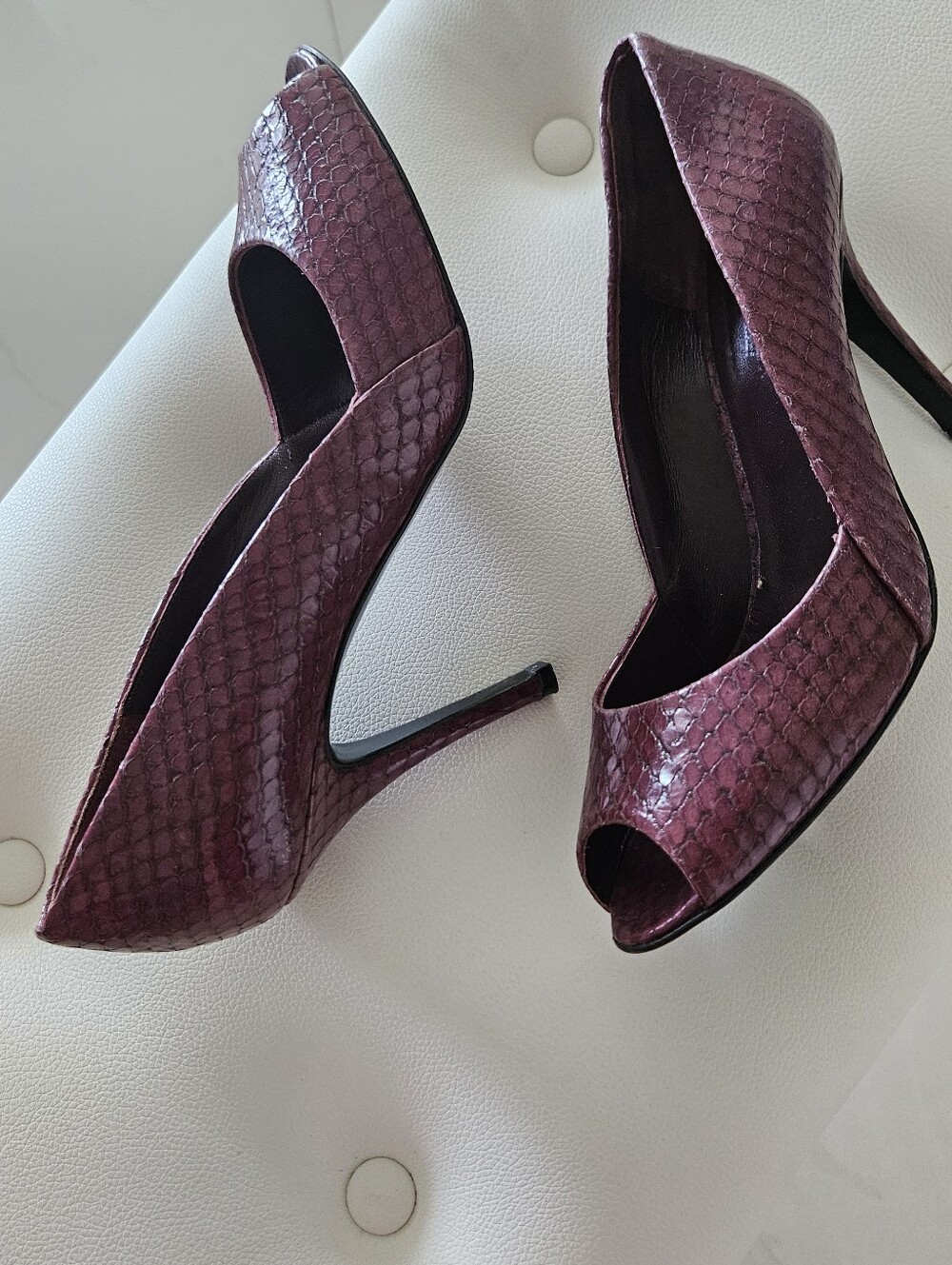 Authentic!!!   Max Mara Burgundy Hill Shoes, Size 8 (38)